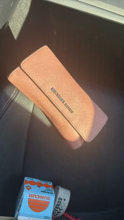 Michael kors wallet