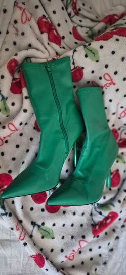 Point toe Ankle boots
