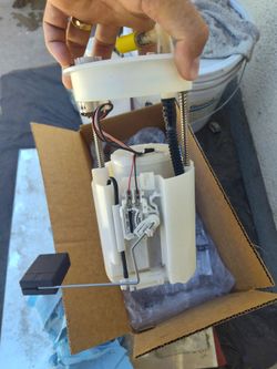 Free 2012 honda Accord Fuel pump