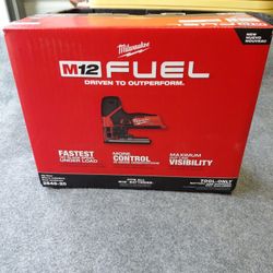 Milwaukee Fuel M12  