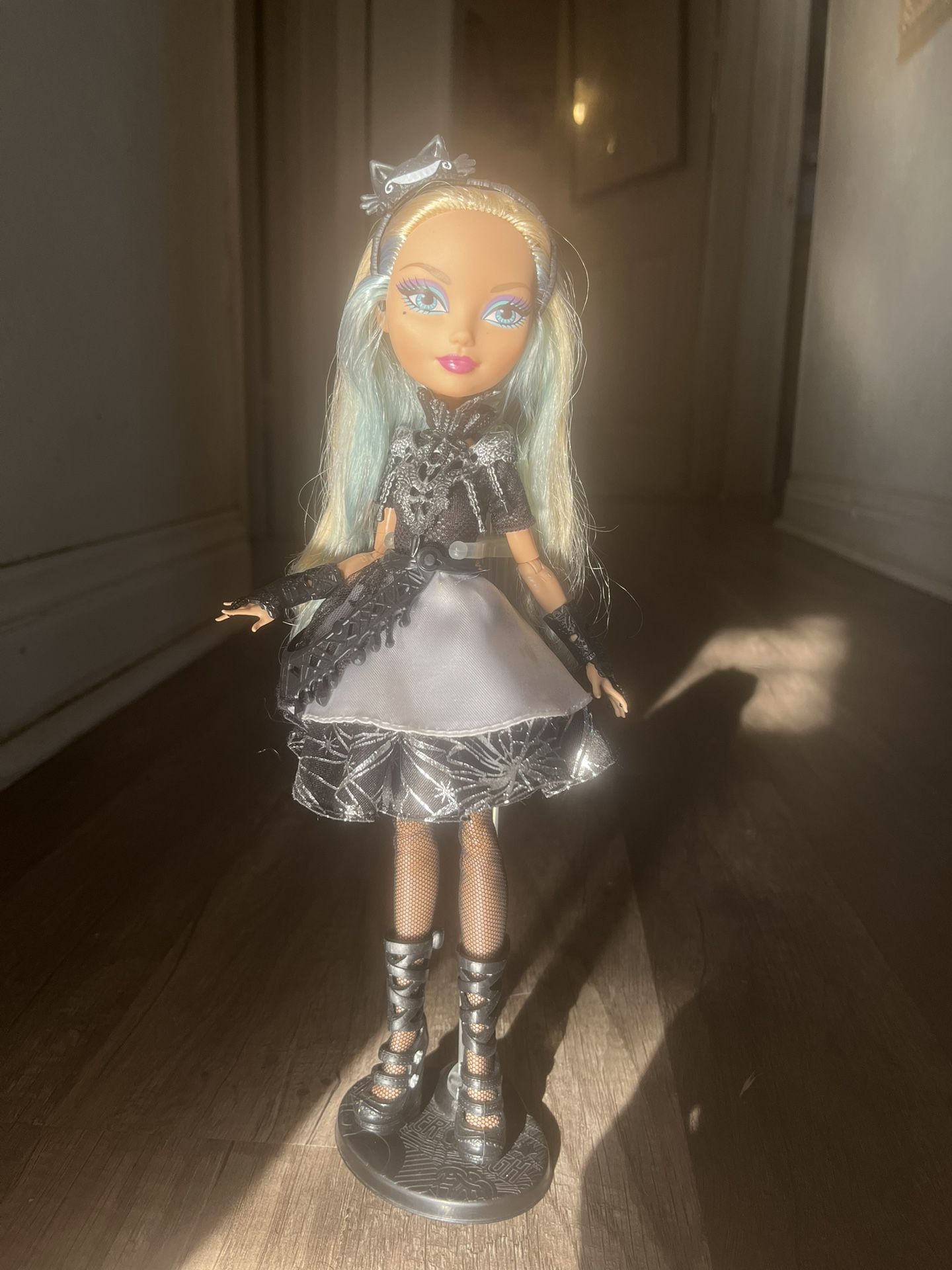 Darling Charming Ever After High Doll