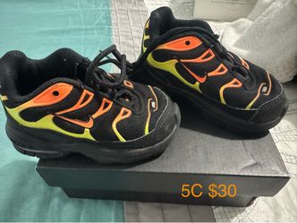 Baby shoes