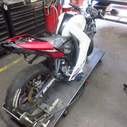 PARTED OUT - 2016 15-20 Yamaha YZFR3 R3 - Motorcycle parts - 010228