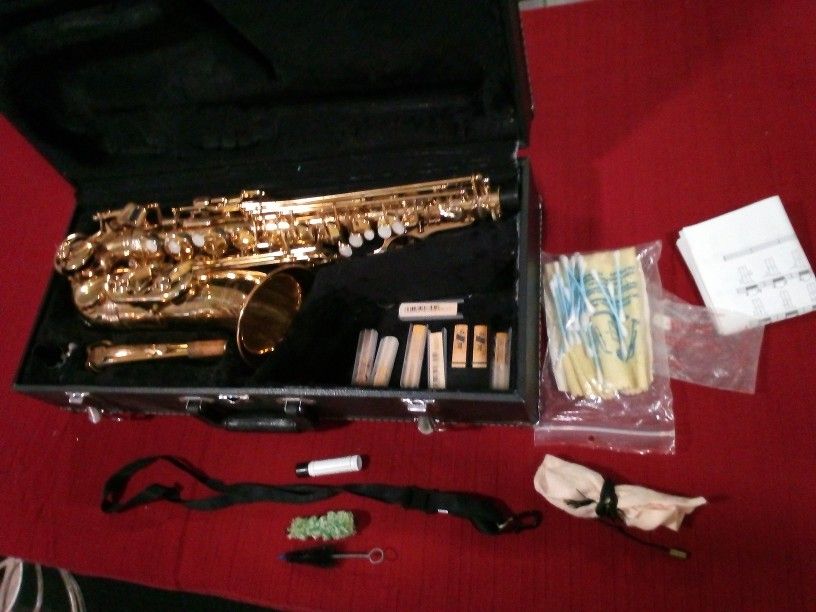 Jupiter JAS-767 Alto Saxophone, Super Condition, Very Clean!