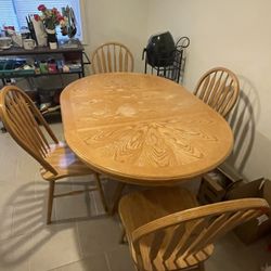 Dining Room Table With Chairs 