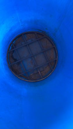 Slow feeder grill for horses