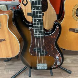 Jay Turser bass guitar great condition for string