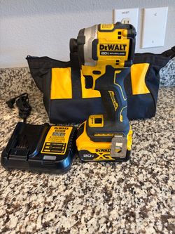 DeWalt 20V Brushless Impact Driver with Battery and Charger