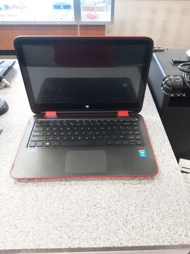 HP 250 G1 Notebook Red Laptop