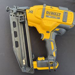 Dewalt 20v 16ga Finish  Nailer