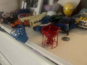 1:50 scale diecast construction