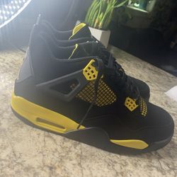2023 Air Jordan 4 Retro GS 'Thunder' 2023