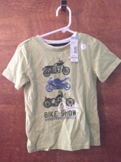 Boys shirt size 4T. New with tags. Never worn