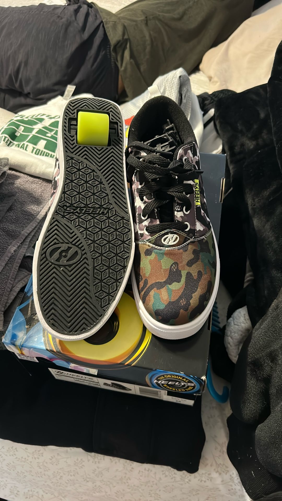 Size 10 Men Heels Brand New