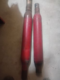 Cherry bombs muffler