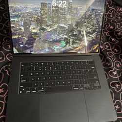 MacBook Air 15”