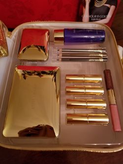 Estee lauder holiday gift set