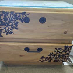 2 Drawer Night Stand 