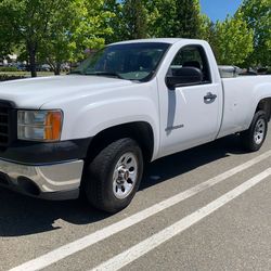 MUST SELL 2013. CHEV  1500. LONG BED