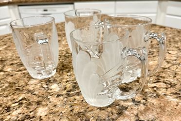 UNIQUE CLEAR COFFEE or TEA MUGS w pretty ETCHINGS of willow leafs!