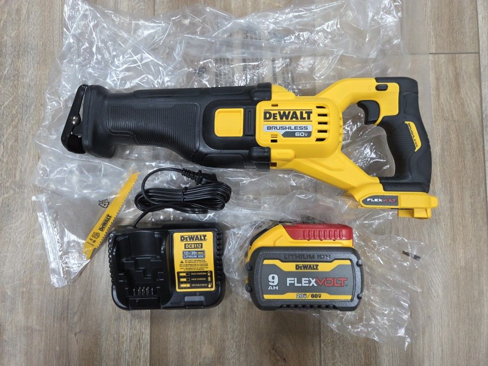 NEW DeWalt 60V Flexvolt Brushless Recip Saw Sawzall Kit