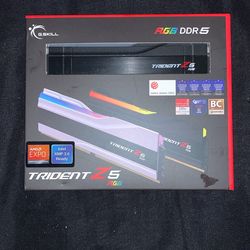 G.SKILL Trident Z5 RGB 32GB (2×16GB) DDR5‑6000 CL36.