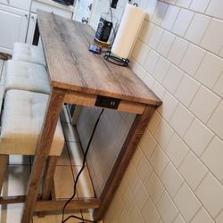 Kitchen Table With Stools