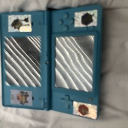 Nintendo 3DS blue