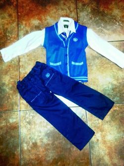 Boys 4piece vest suit size 4t