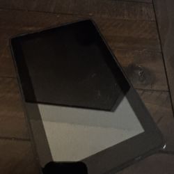 Kindle. Turns On And Works 