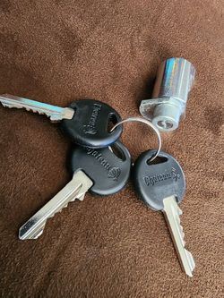 Chateau Bezel Cylinder Door Lock For Public Storage Rental Unit & 3 keys