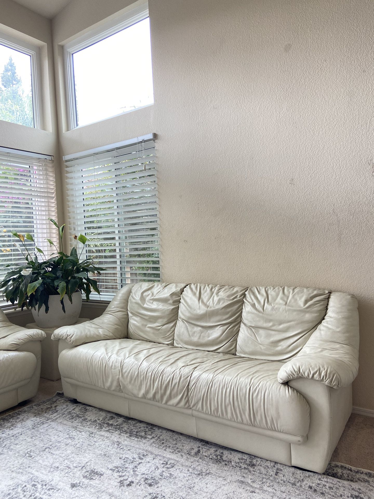white couches 