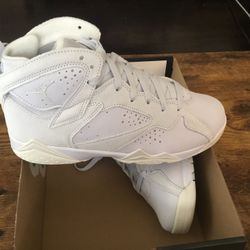 New Kid’s Air Jordan 7 Retro size 6.5Y/8W