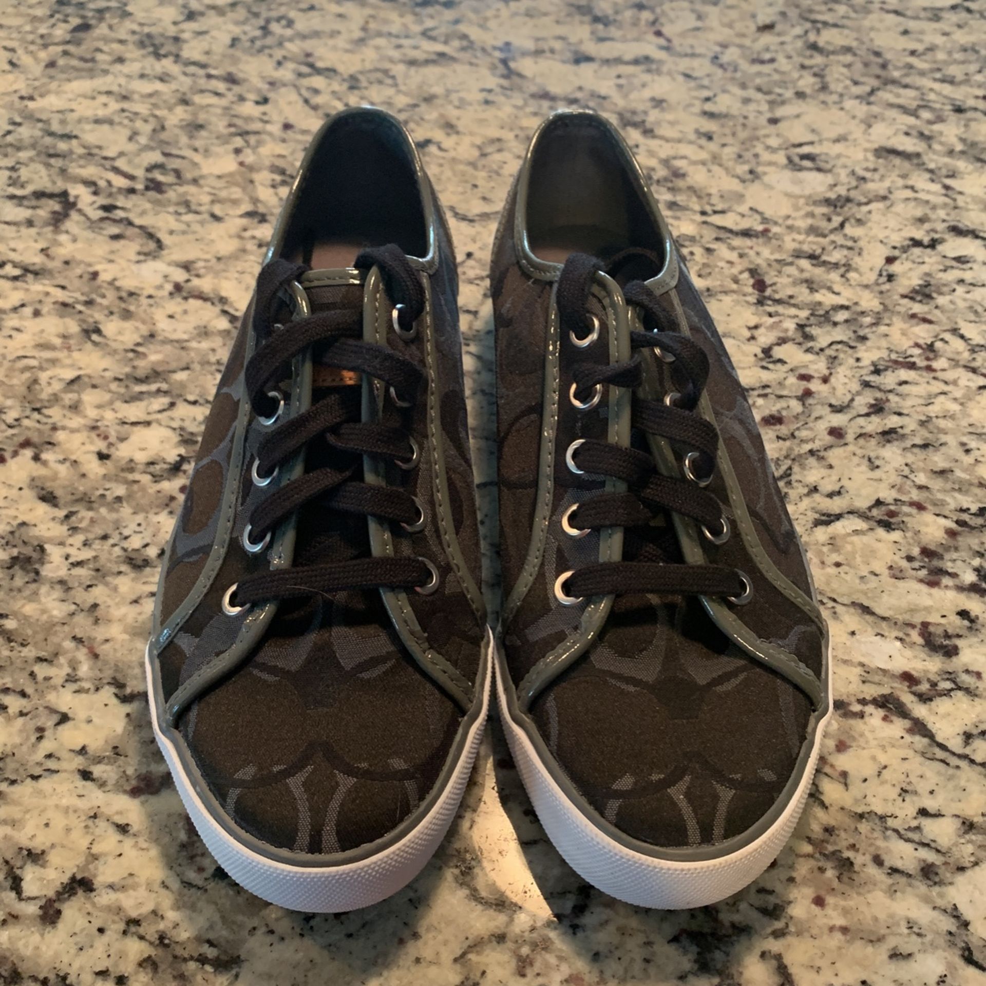 COACH Sneakers WMNS size 7.5