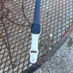 Apple Watch Series 8 