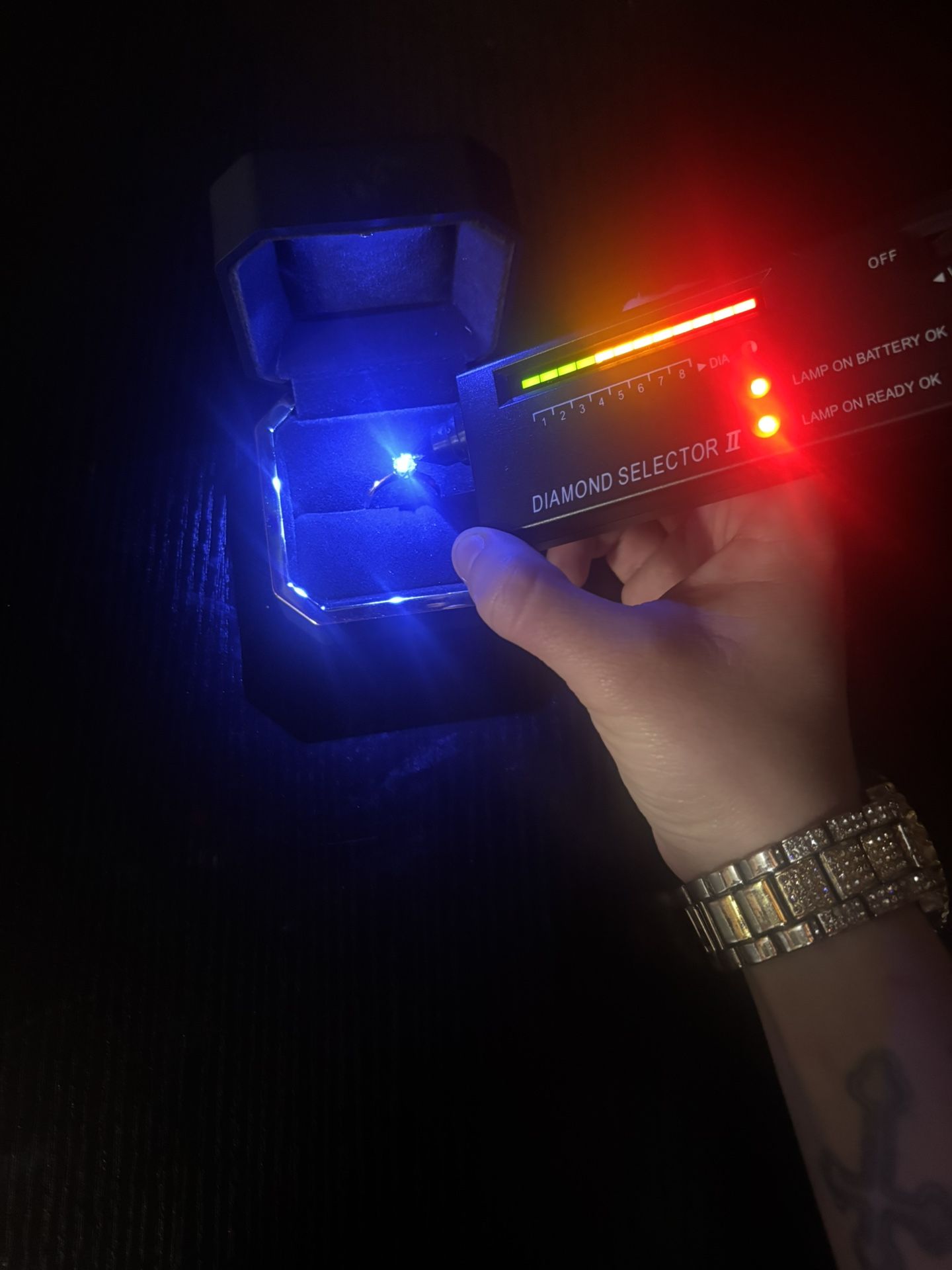 VVS1 Moissanite Engagement Ring