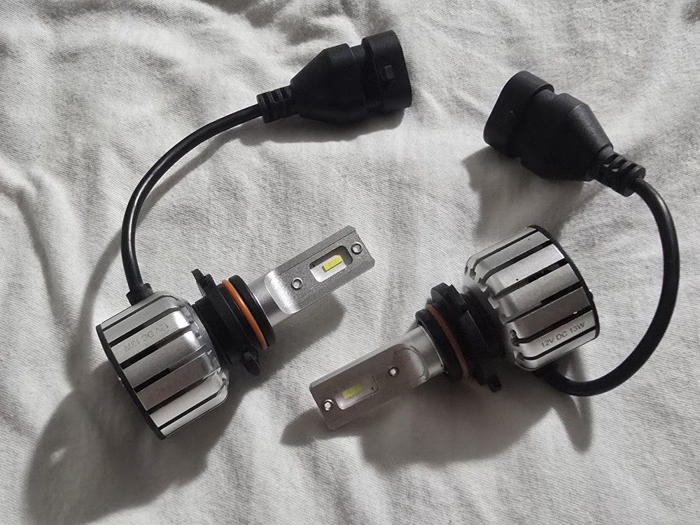 9006 LED HEADLIGHTS SYLVANIA