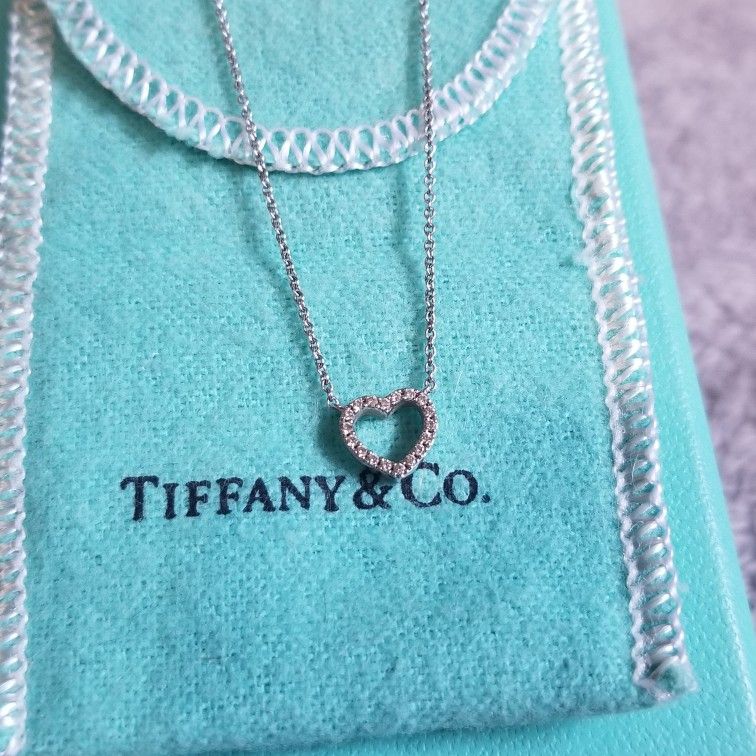 Tiffany & Co. Metro Mini Diamond Heart Pendant Necklace 16 in with Box & Sleeve