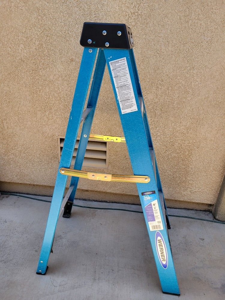 Werner A Frame Ladder 4ft