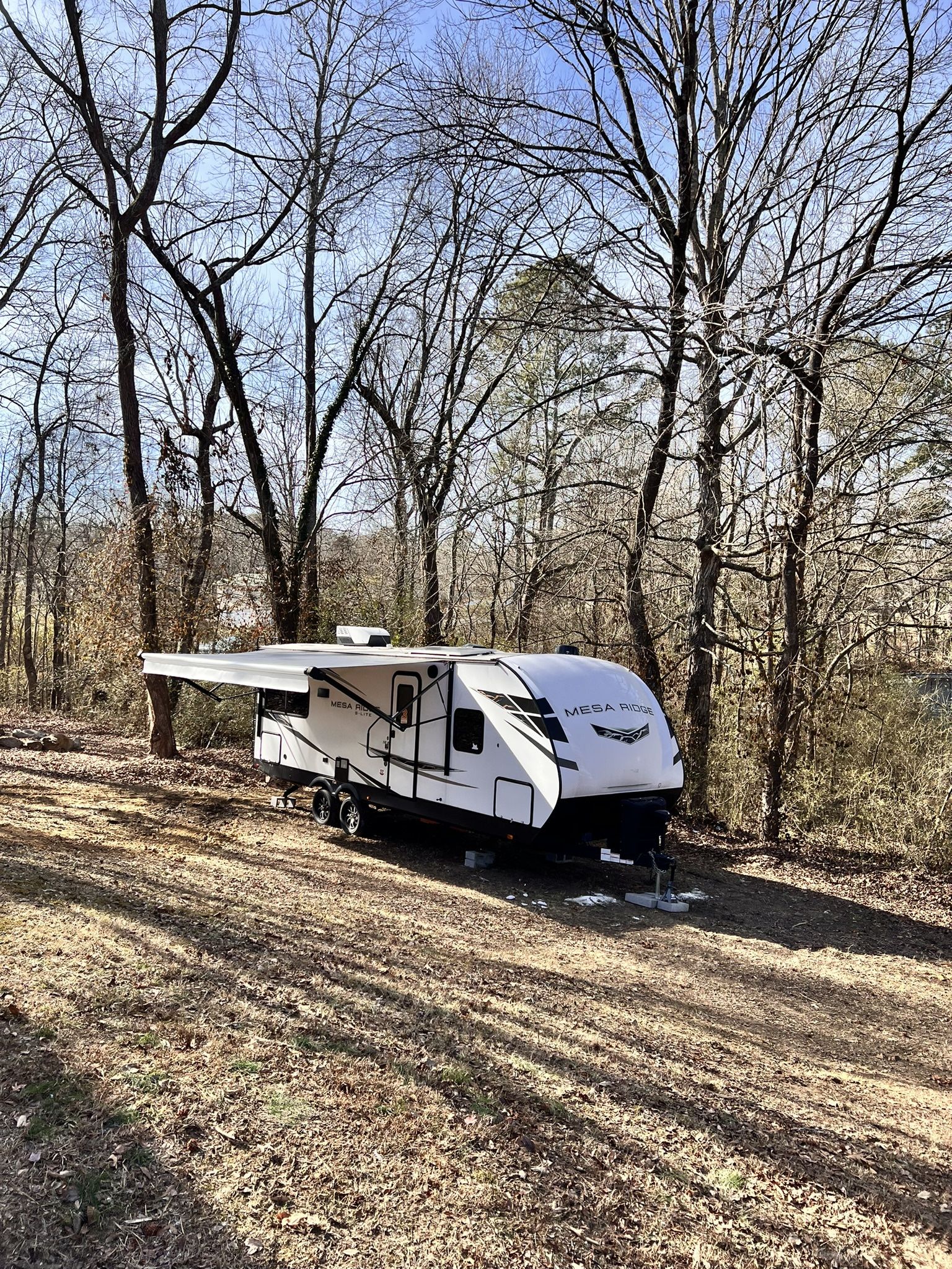 2024 HIGHLAND RIDGE RV 30FT LIKE NEW!