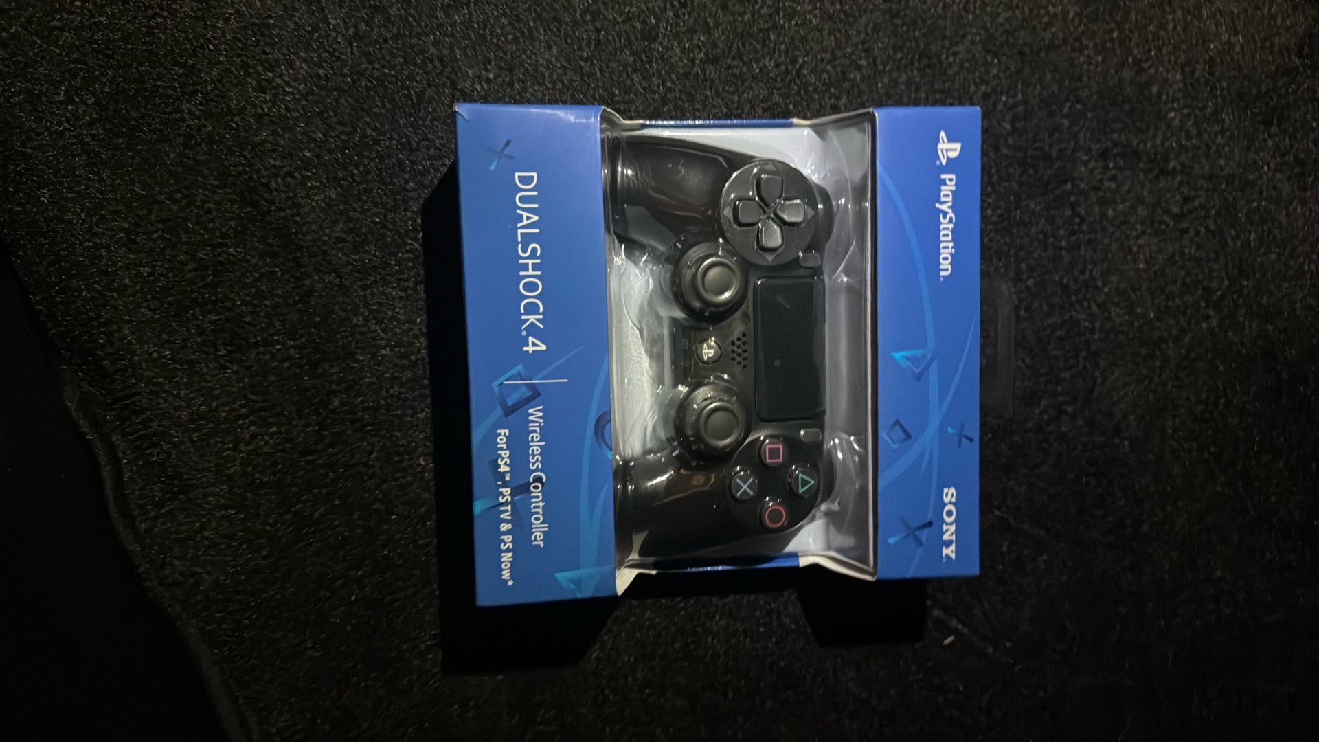 PS4 Controller