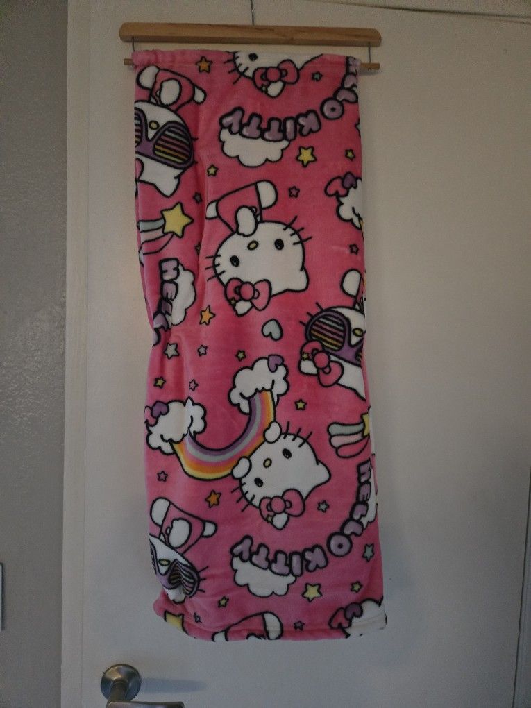 Hello Kitty  Blanket 