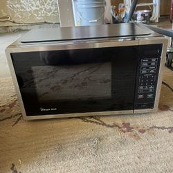 Magic Chef Microwave
