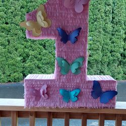 Piñata De Mariposas 