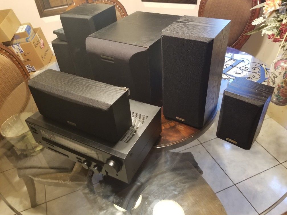 Kenwood Vr-606 With Surround Sound System.