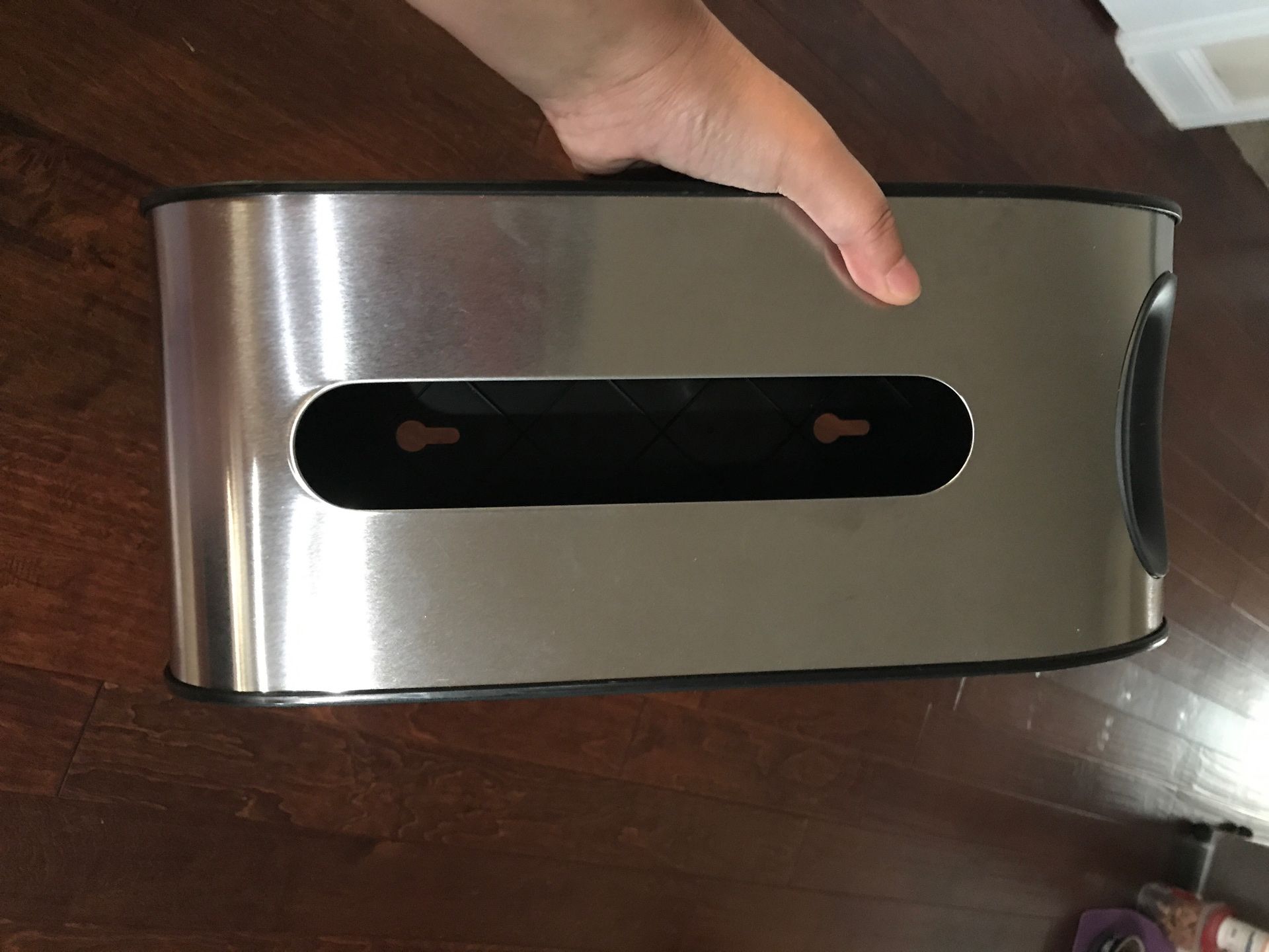 Plastic bag finishing box