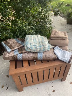 Queen Set Everything You Need 