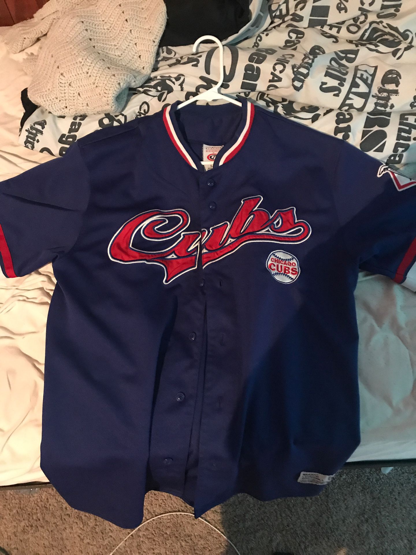 Men's large Derrick lee throwback jersey cubs for Sale in Willow