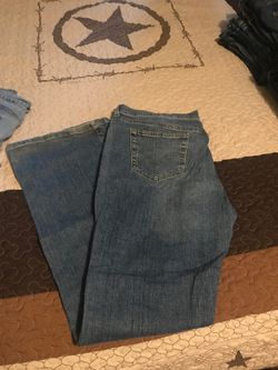 Levi boot cut jeans 16L