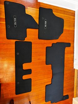 Kia EV9 Land OEM Carpet Floor Mats – Nearly New